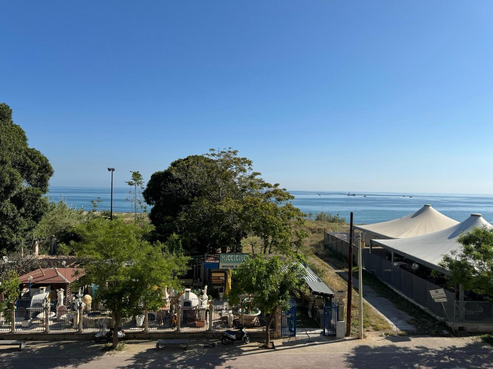 Domus Fysi Hotell Palermo Exteriör bild